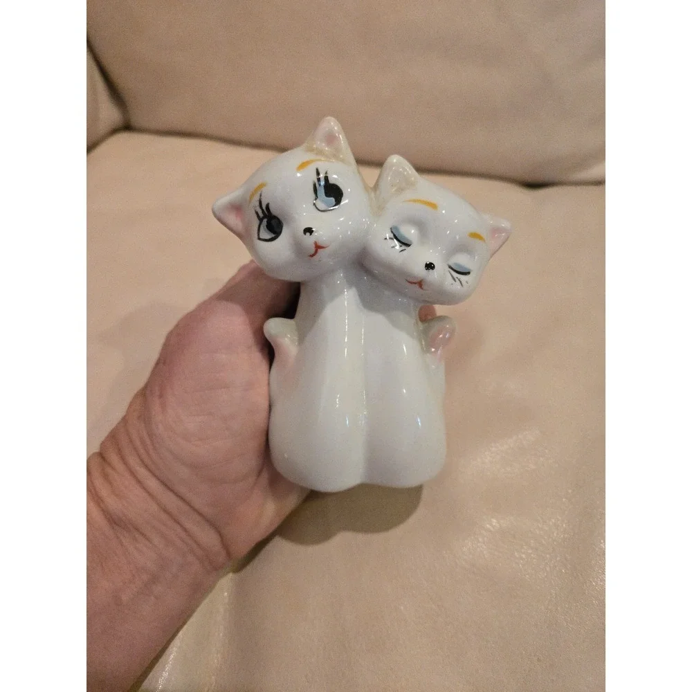 MidCentury Twin Cat Porcelain Figurine Bud Vase White Pink Kitten Kitschy MCM